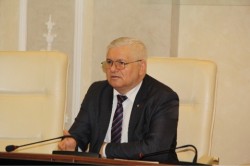 Округ №15. Депутат Волгодонской городской Думы по 15 избирательному округу, руководитель Фракции Единая Россия в городе Волгодонске - Пётр Горчанюк, провёл приём граждан по личным вопросам.