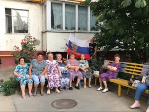 22 августа в День Государственного флага жители избирательного округа №15 приняли участие в акции #ЯРОССИЯ#Волгодонск