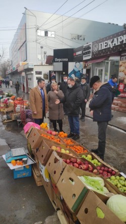 Несанкционированная торговля – острый вопрос.