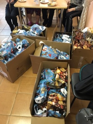 	При содействии депутата П.П.Горчанюка, с наступающим Новым годом  поздравили постояльцев Волгодонского пансионата для престарелых и инвалидов.