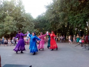 "Прекрасней города на свете не сыскать!"