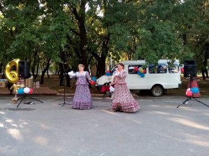 "Прекрасней города на свете не сыскать!"