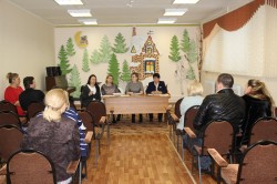 Проект «Крепкая семья» продолжает консультировать многодетных и будущих мам