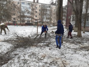Округ № 4 присоединился к общегородскому субботнику
