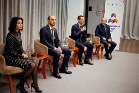Молодые парламентарии приняли участие в в форуме "Молодежная команда страны"