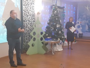 Депутат округа № 4 поздравил актив с наступающими праздниками