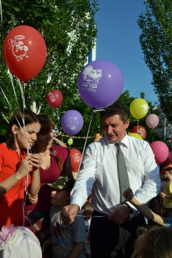 Всем вместе менять ситуацию к лучшему