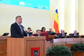 Исполняющий обязанности губернатора Ростовской области Юрий Слюсарь доложил донским парламентариям о деятельности правительства в 2024 году