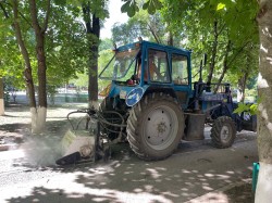 В 8 округе приступили к ремонту дорог