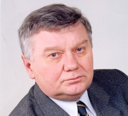 В Волгодонске установят мемориальные доски в память о Жукове и Бурдюгове